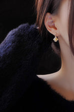 Load image into Gallery viewer, 18K Gold Fan Diamond Drop Earrings: Art Deco Style