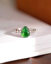 Load image into Gallery viewer, 18K White Gold Natural Top Green Type A Jadeite Jade Gourd 葫芦 Diamond Ring, Stylish Rings, Gold Diamond Ring, Real Diamond Ring, Wedding Ring