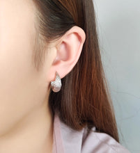 Load image into Gallery viewer, Pure 18K Gold Earrings, Simple and Stylish Earrings, U Shape Earrings, Gold Hoop Earrings, Minimalist Earrings Gold, Braided Hoop Earrings