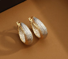 Load image into Gallery viewer, Pure 18K Gold Earrings, Simple and Stylish Earrings, U Shape Earrings, Gold Hoop Earrings, Minimalist Earrings Gold, Braided Hoop Earrings