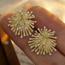 Load image into Gallery viewer, 18K Gold 0.66ct Natural Diamond Stud Earrings, Elegant Fine Jewelry for Women
