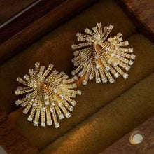 Load image into Gallery viewer, 18K Gold 0.66ct Natural Diamond Stud Earrings, Elegant Fine Jewelry for Women
